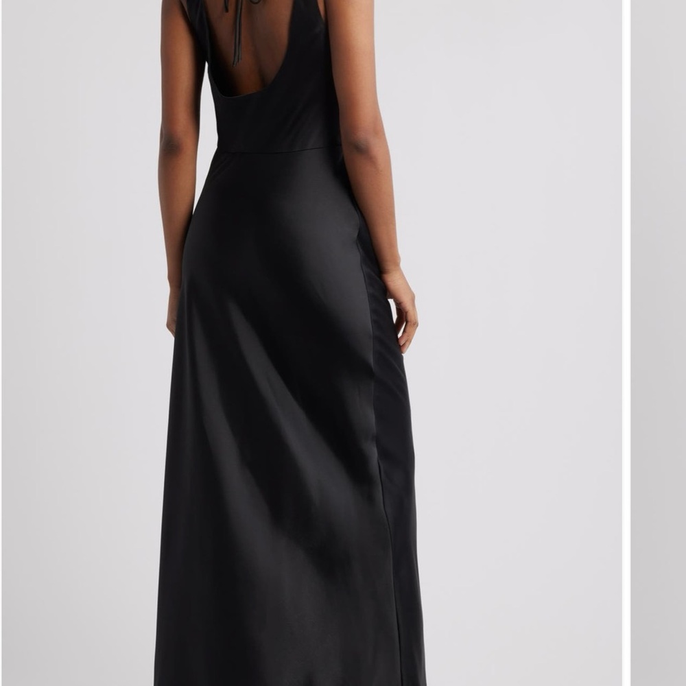 Wayf Black Sleeveless V-Neck Maxi Gown